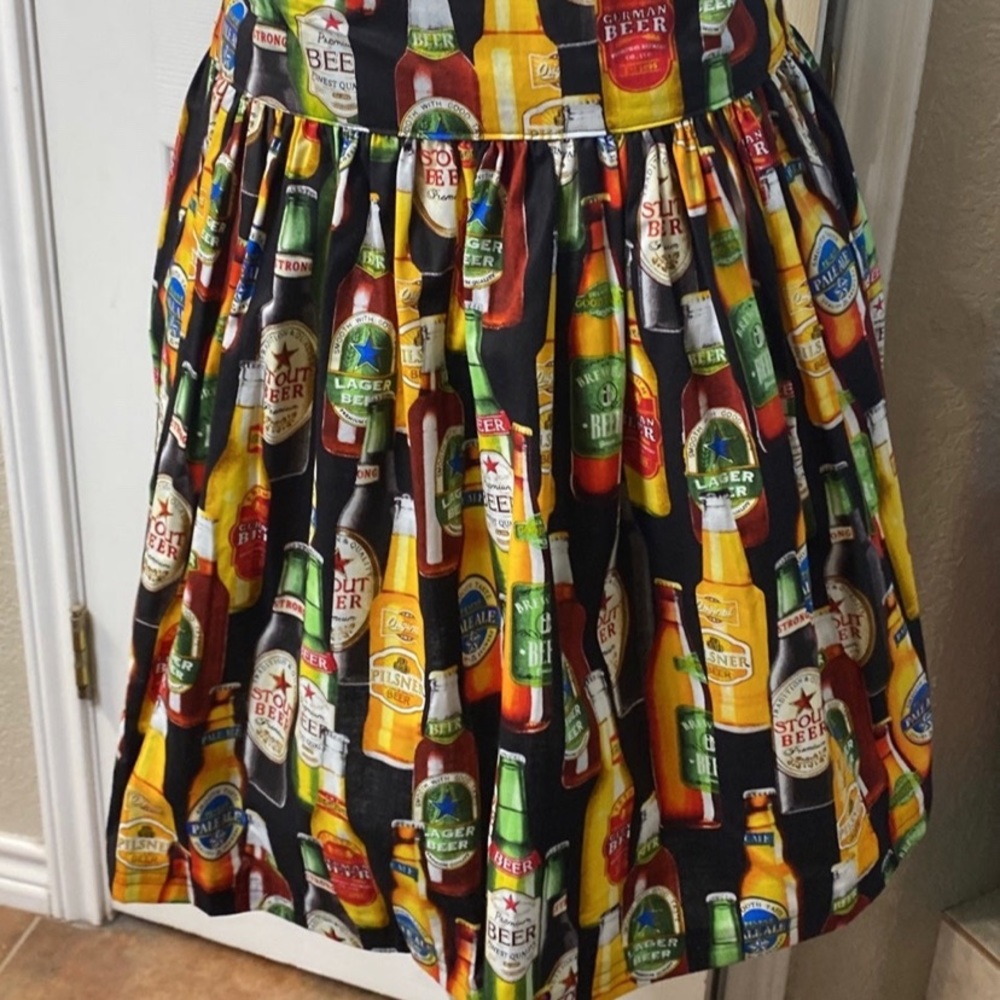 Beer bottle patterned skirt HAND MADE - Picture 4 of 6